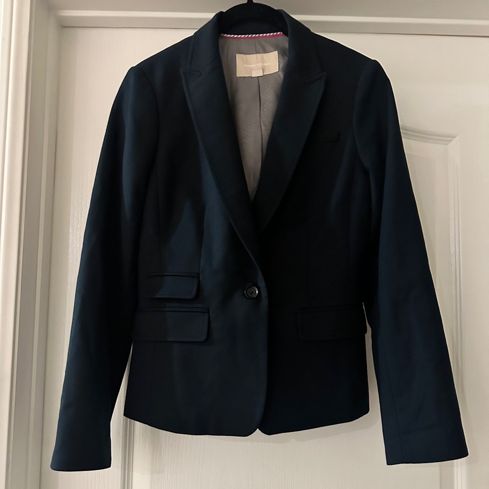 Banana Republic black blazer size 6